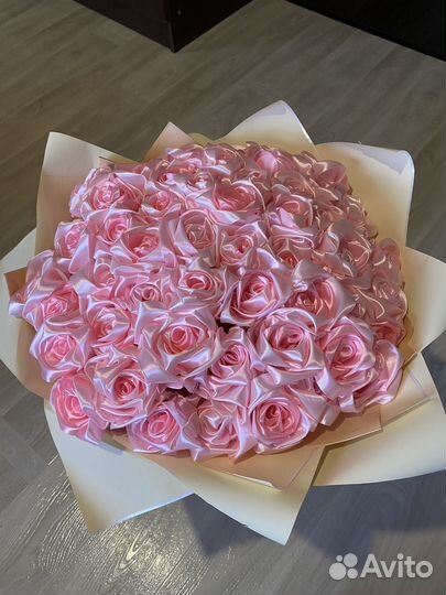 Букет из атласных лент