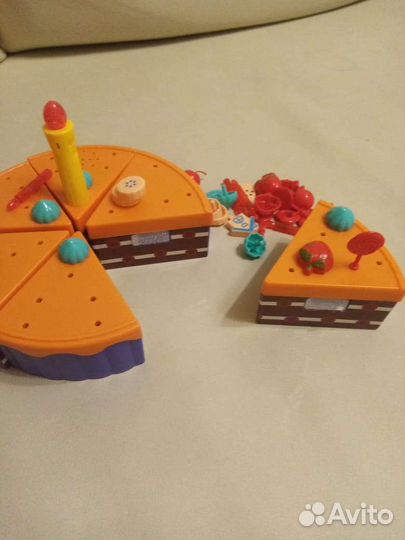 Игрушка музыкальный тортик