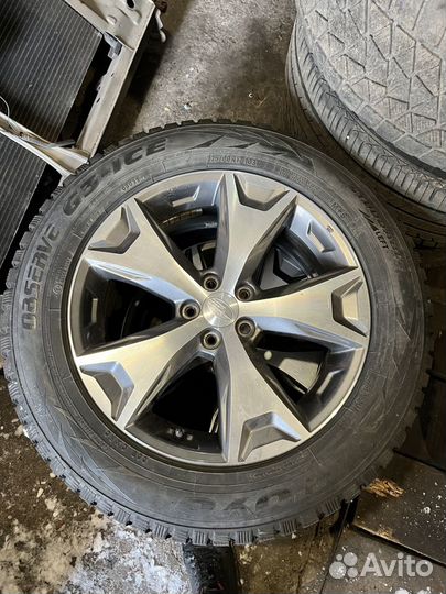 Продам комплект зимних колес R17 5X100