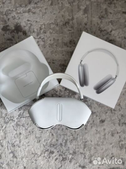 Airpods max silver