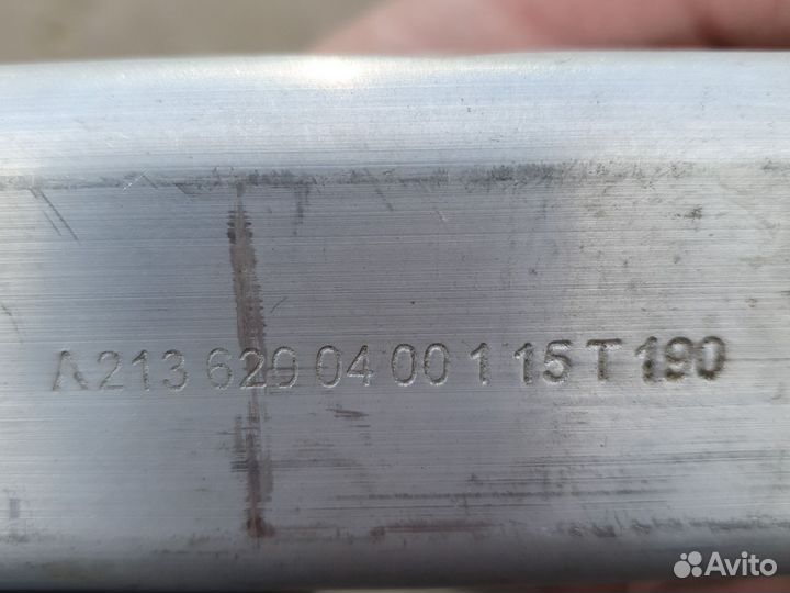 Нижний демпфер Mercedes A2136200400