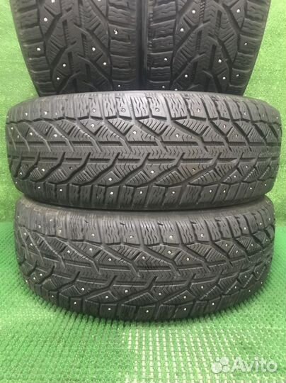 Tigar SUV Ice 215/65 R16 102T