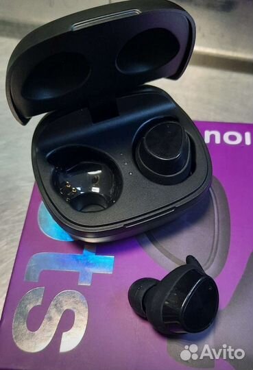 Беспроводные bluetooth наушники новые