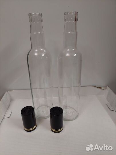 Бутылка стеклянная 0.5 л с пробкой гуала