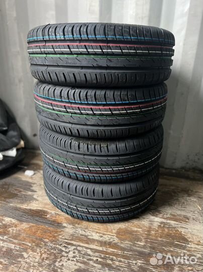 Viatti Strada Asimmetrico V-130 205/60 R16 92V
