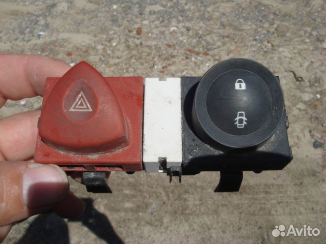 Меган 2 Кнопка аварийной остановки Megane 2 03-09