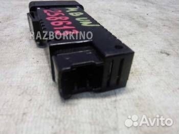 Кнопка Мазда B-Series UN