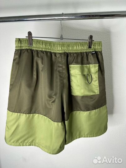Шорты nike из плащевки