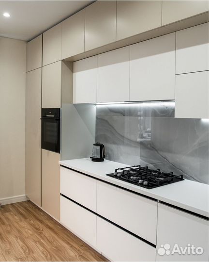 Кухонный гарнитур красивый