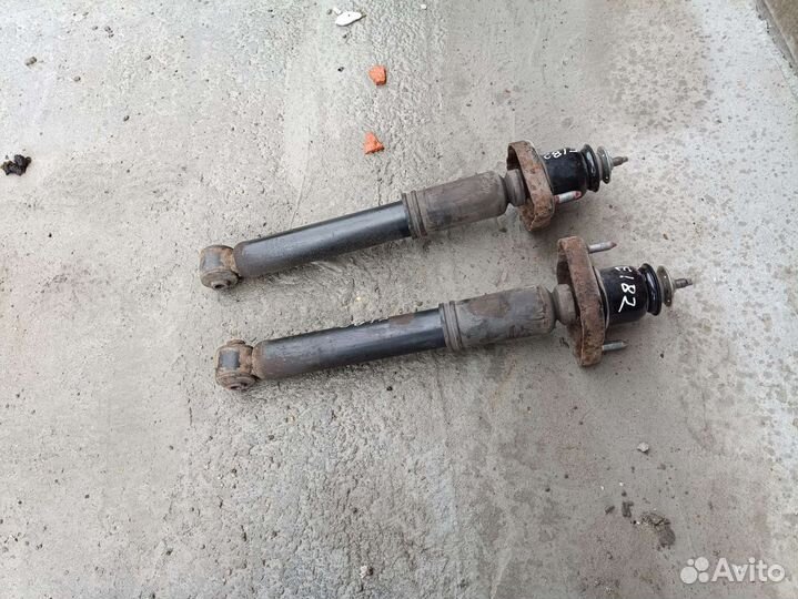 Амортизатор задний Citroen c crosser Peugeot 4007