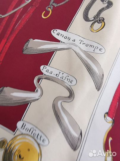 Сюжетный красивый платок Италия