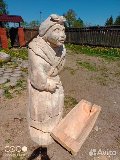 Фигуры из дерева