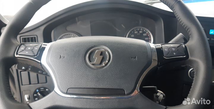 Shacman (Shaanxi) SX42584W324C, 2023