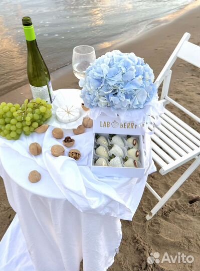 Боксы с клубникой в шоколаде