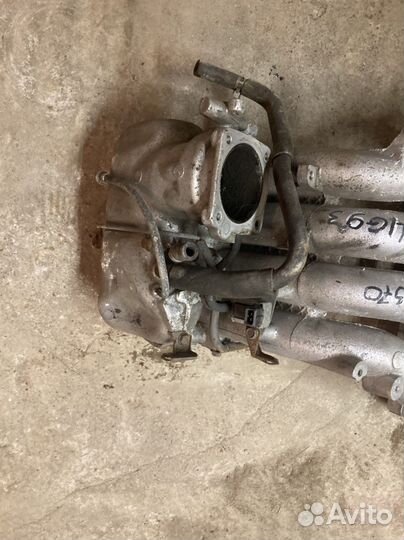 Впускной коллектор 4G93 Mitsubishi Pajero Io/Pinin