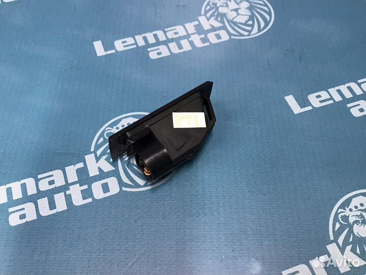 Фонарь подсветки номера Geely MK