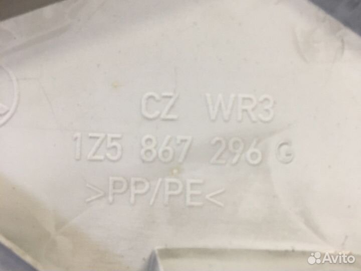 Обшивка стойки Skoda Octavia A5 (3363)