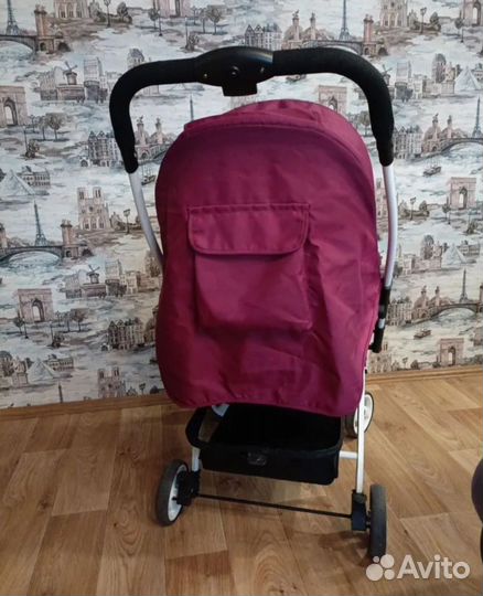 Прогулочная коляска