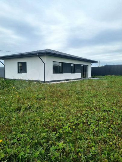 Дом 92 м² на участке 6,4 сот.