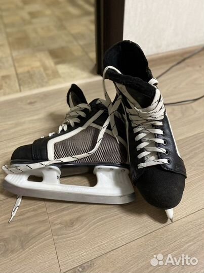 Коньки мужские 40