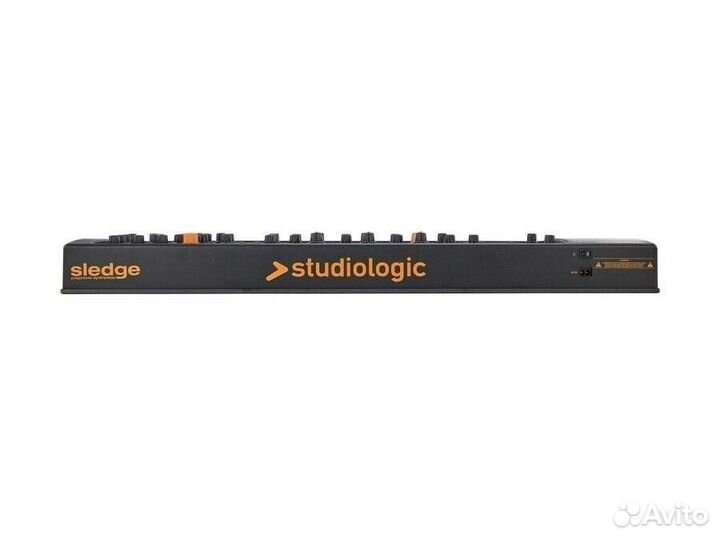 Studiologic Sledge Black Edition синтезатор