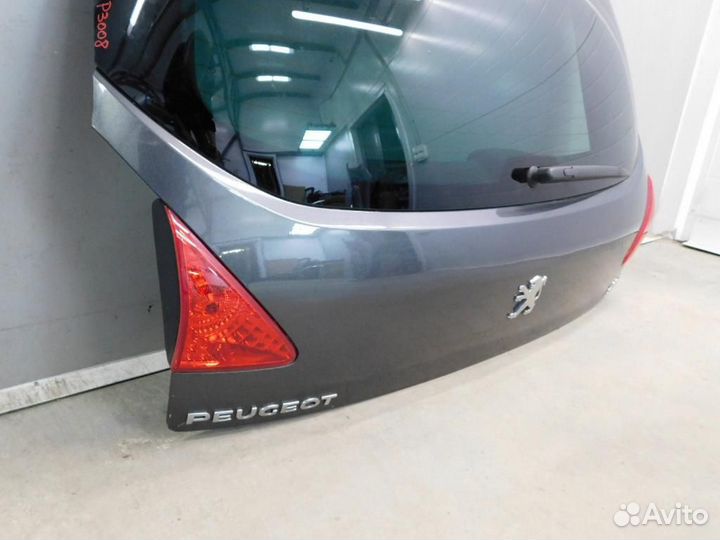 Дверь багажника Peugeot 3008