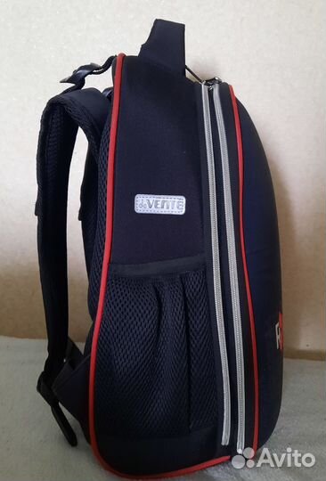 Рюкзак школьный
