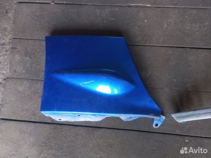 Накладки клыки переднего бампера impreza Wrx Sti