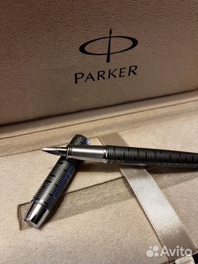 Перьевая ручка parker