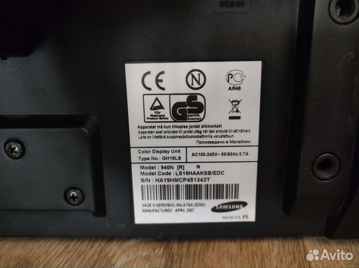 Монитор Samsung