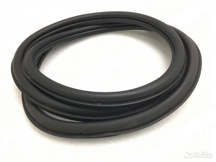 Уплотнительная резинка задняя левая Volkswagen