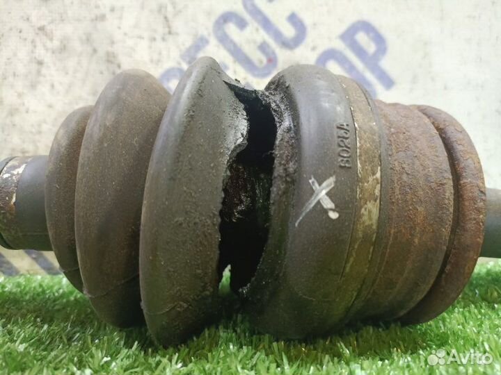 Привод передний правый Hyundai Terracan