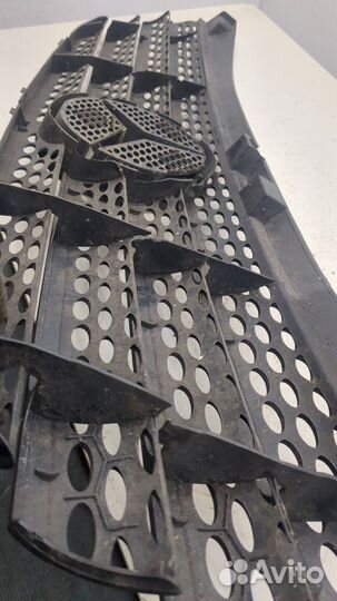 Решетка радиатора Mercedes Vito W639