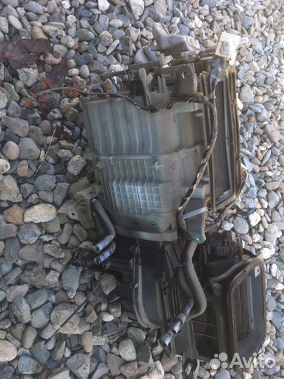 Корпус печки Toyota Noah 2002