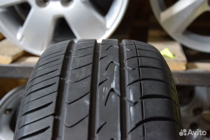 Toyo Tranpath MPZ 215/65 R16