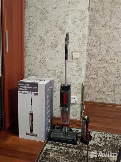 Вертикальный беспроводной пылесос бу