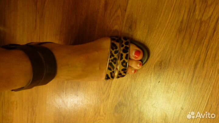 Туфли на каблуке новые