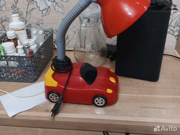 Светильник настольный