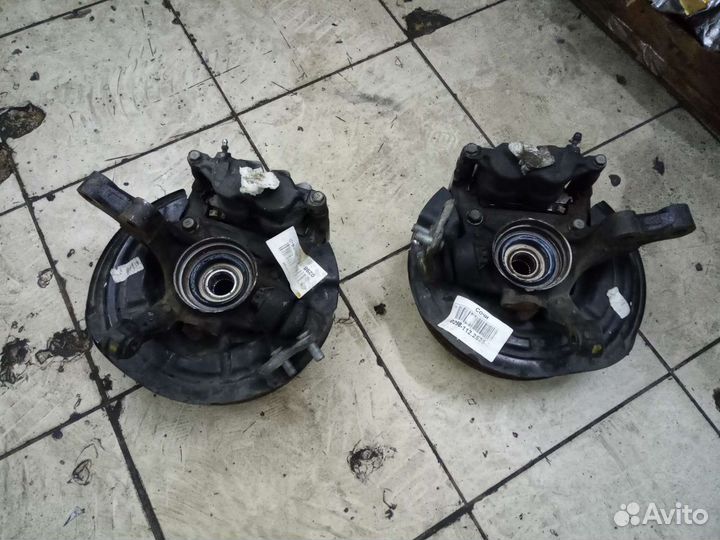 Ступицы Toyota Caldina 3S-GTE 4WD в сборе в идеале