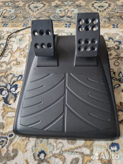 Игровой руль logitech driving force gt