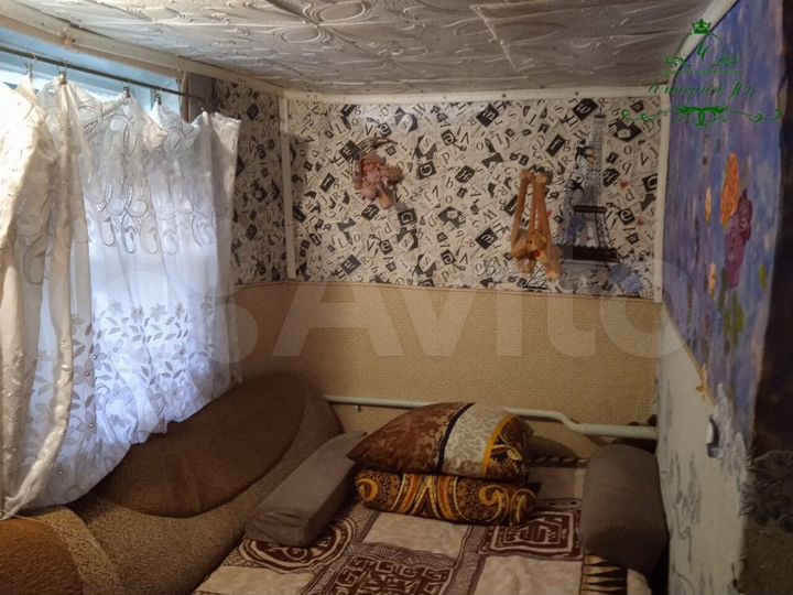 Дом 28,3 м² на участке 3 сот.