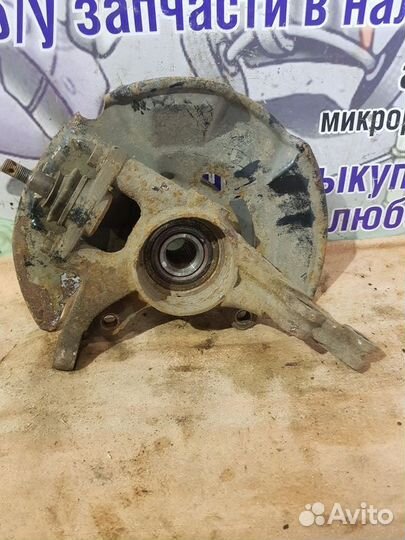 Кулак поворотный передний правый Hyundai Elantra