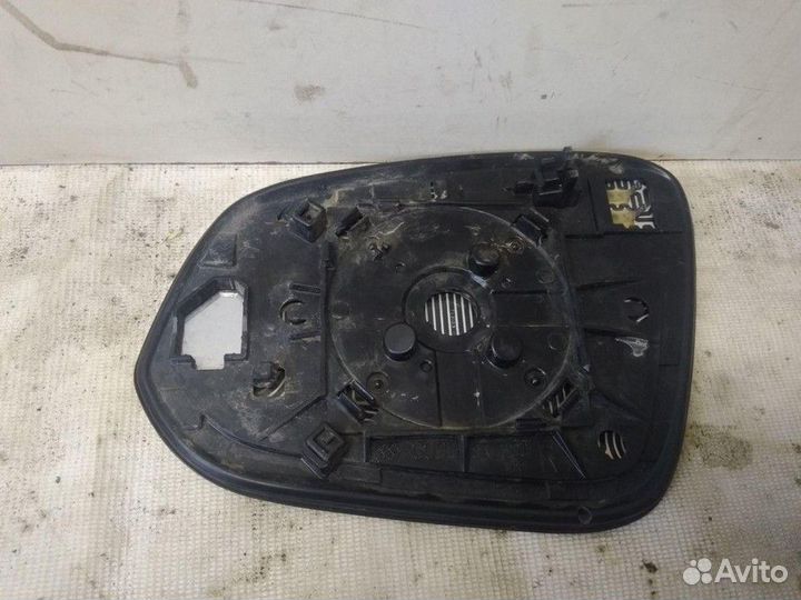 Зеркальный элемент правый Lexus NX