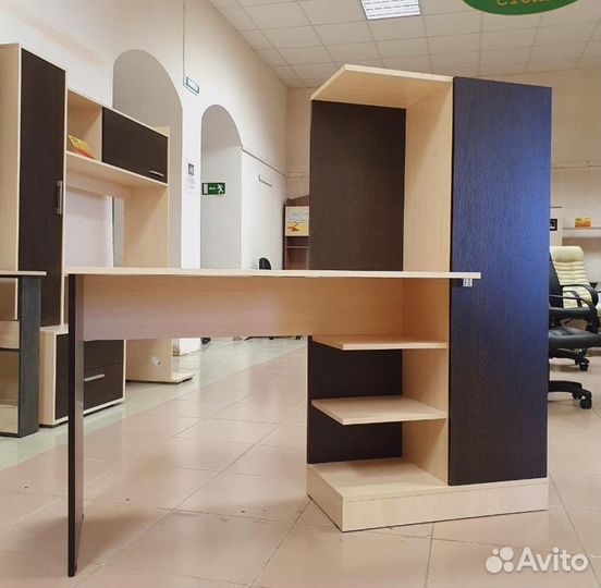 Компьютерный стол Бейсик