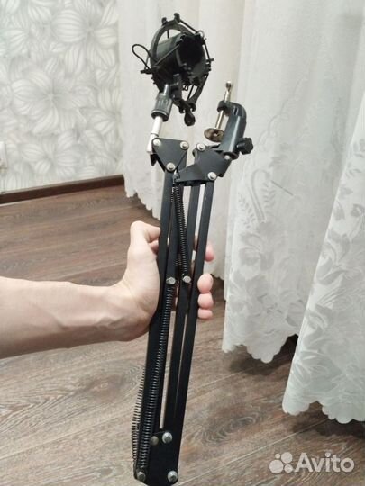 Студийный микрофон samson