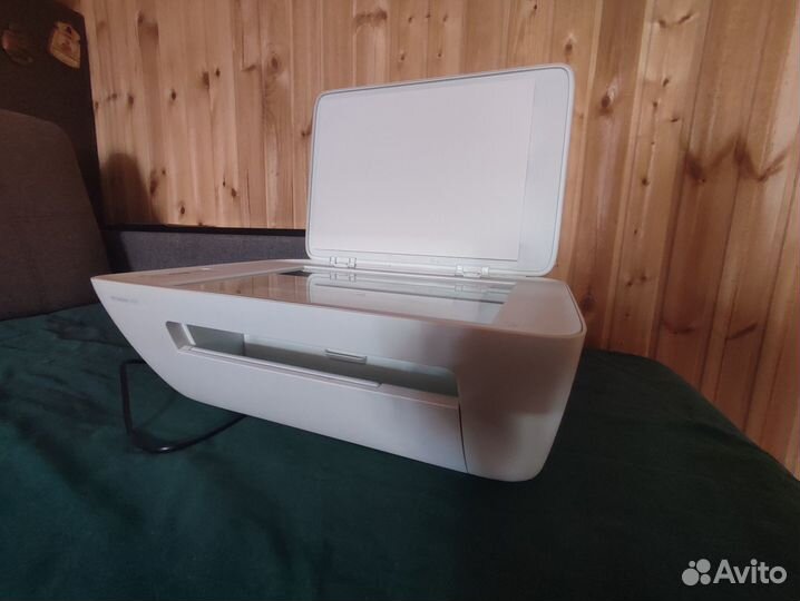 Принтер HP Deskjet цветной/чб