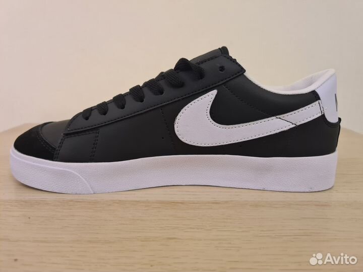 Кроссовки Nike blazer