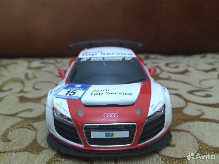 Машина на радиоуправлении,audi top service