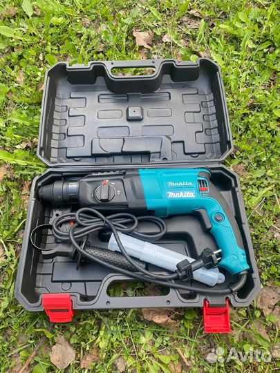 Перфоратор makita