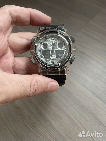 Часы Casio G-Shock GA-100SKC-1A